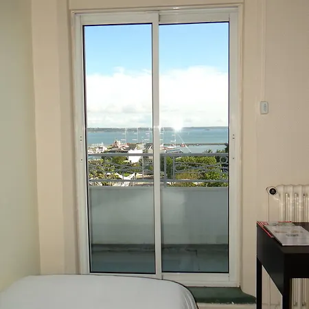 De La Gare Hotel 3*