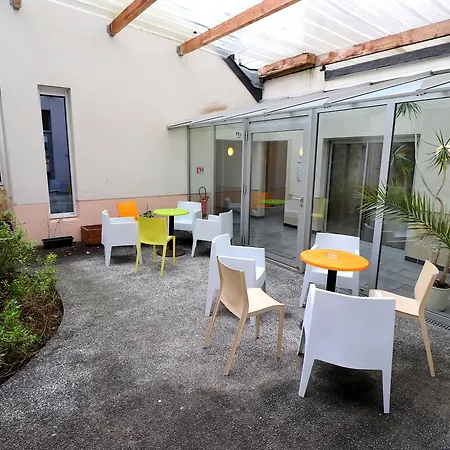 De La Gare Hotel